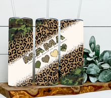 Load image into Gallery viewer, This mama wears her heart