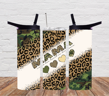 Load image into Gallery viewer, This mama wears her heart