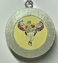 Load image into Gallery viewer, 3in round Car Freshie