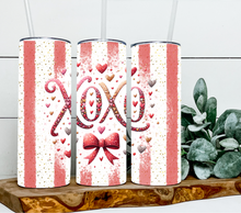 Load image into Gallery viewer, Valentines XOXO
